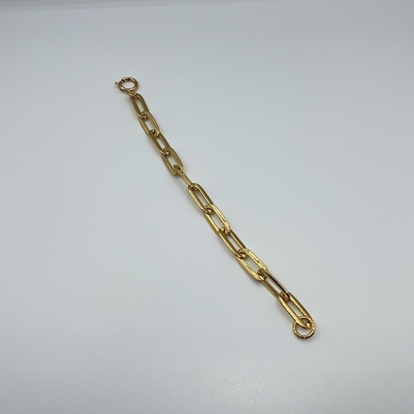 Women's Paperclip Style Bracelet Goldtone - Picture 5 of 12